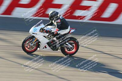 media/Jan-21-2022-Fastrack Riders (Fri) [[90b5309cc6]]/Level 2/Session 1 Front Straight/